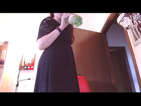 ❤️ Pakļāvīga verdzene, kurai patīk netīras un sulīgas biksītes, ir spiesta masturbēt pēc šī video noskatīšanās! ❤️ Kaltais porno pie mums
