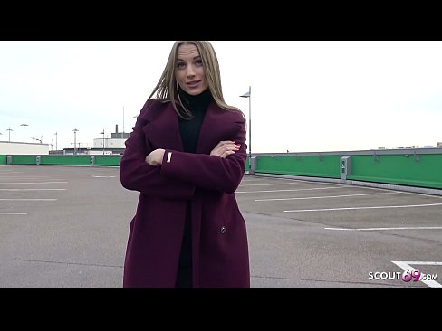 ❤️ VĀCU SKAUTS IR SAPNIS, PIESKARAS STEELE, AUTOSTĀVVIETA TELLTALE UN SEXY PAR NAUDU ❤️ Kaltais porno pie mums