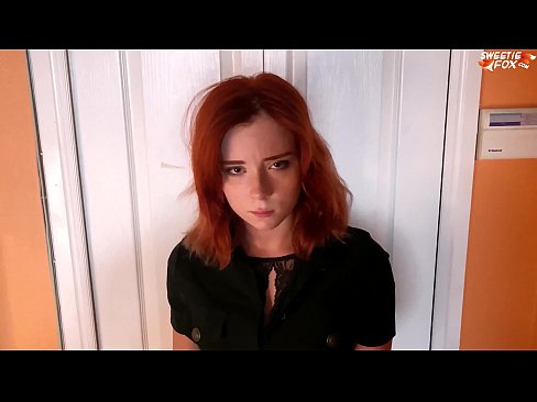 ❤️ Apsargs sodīja skaistu sievieti par zādzību veikalā - sperma mutē ❤️ Kaltais porno pie mums