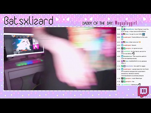❤️ SPĒLĒTĀJS AIZMIRSA IZSLĒGT STRAUMI UN IZŠĻAKSTĪJĀS TIEŠRAIDĒ ❤️ Kaltais porno pie mums